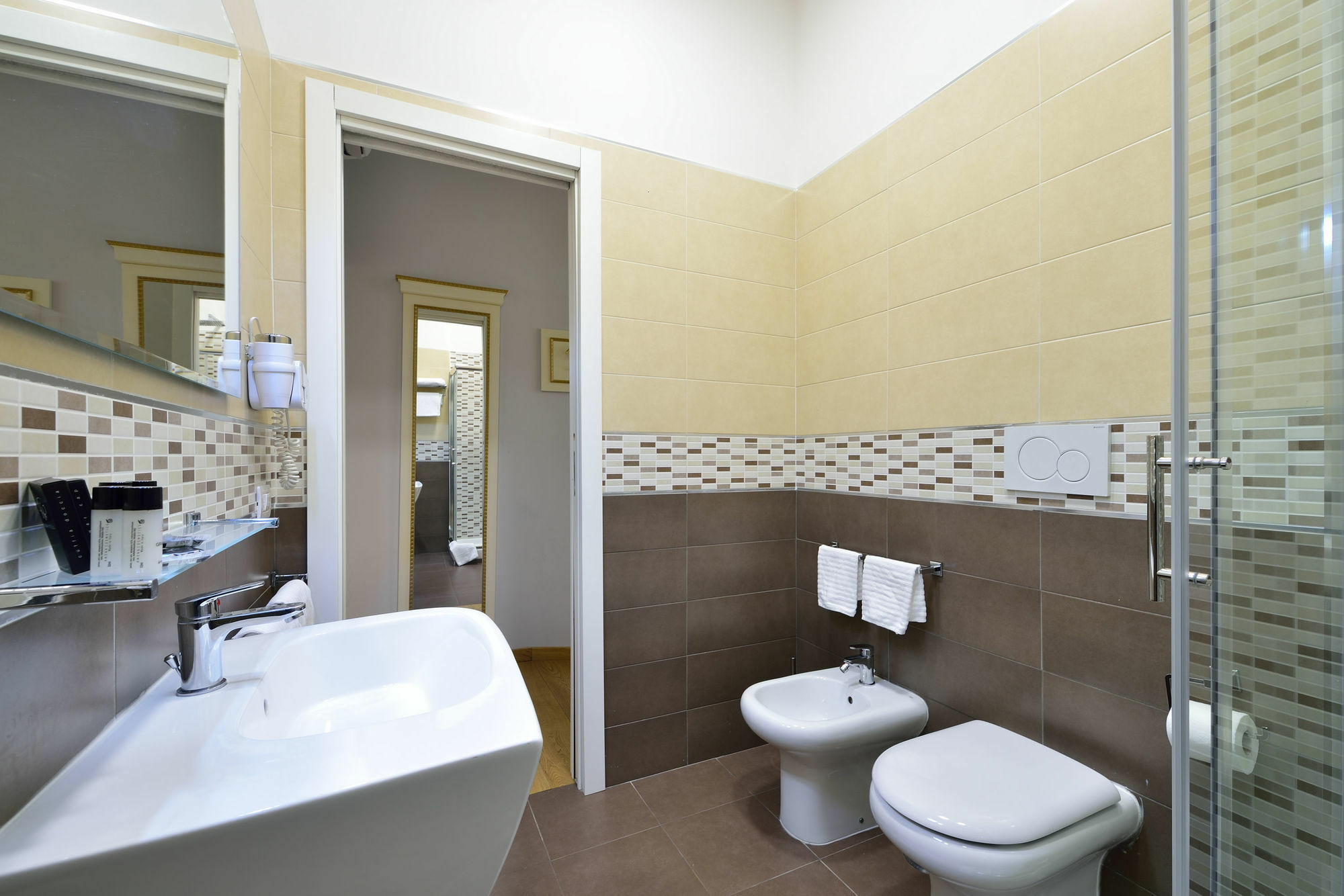 Gravina Suite Frattina Rome Exterior photo