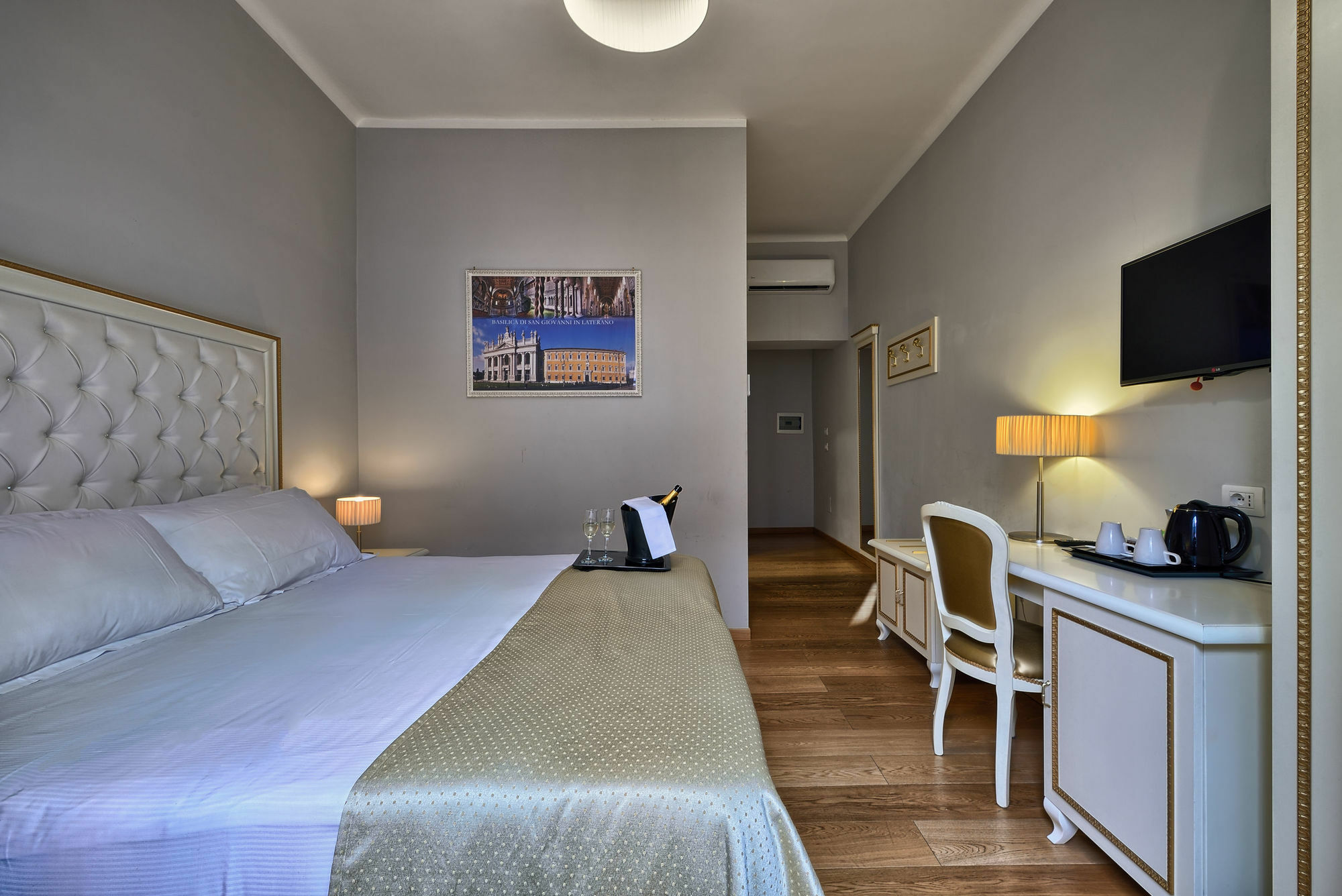 Gravina Suite Frattina Rome Exterior photo